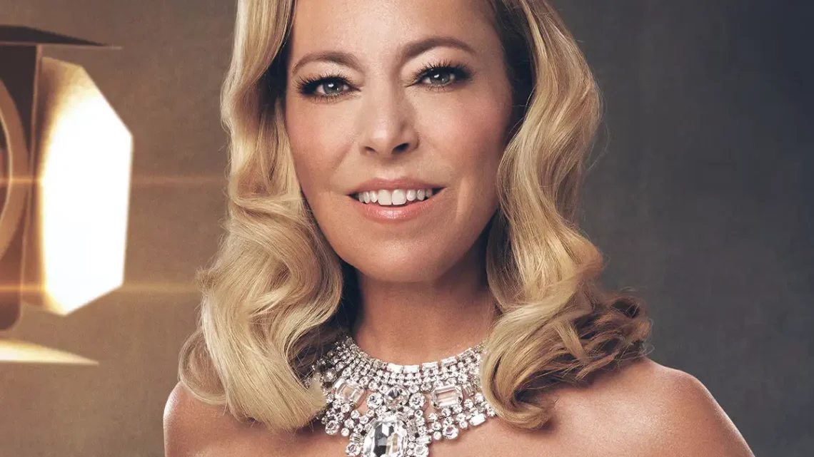 Sutton Stracke Biography: Ex-Husband, Age, Net Worth, Siblings, Parents, Height, Children, Film