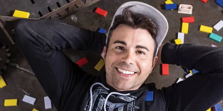 Mark Rober Biography: Movies, Age, YouTube, Awards, Net Worth, Instagram, Education, Wife, Tesla