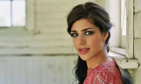 Brooke Fraser Biography: Instagram, Height, Songs, Net Worth, Age, Parents, Husband, Children