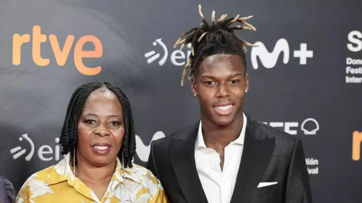 Iñaki Williams’ mother Maria Arthur Biography: Sons, Age, Net Worth, Siblings, Parents, Height, Ethnicity, Husband