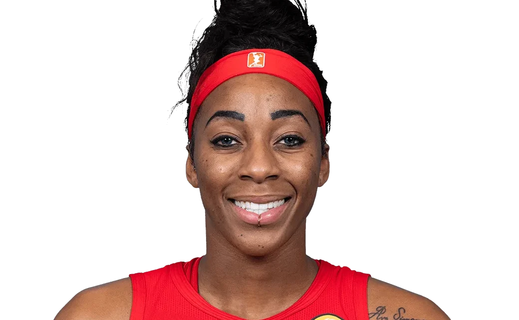Glory Johnson Biography: Age, Net Worth, Siblings, Parents, Height, Ethnicity, Team, Daughter, Ex- Boyfriend