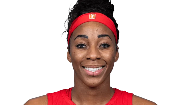 Glory Johnson Biography: Age, Net Worth, Siblings, Parents, Height, Ethnicity, Team, Daughter, Ex- Boyfriend