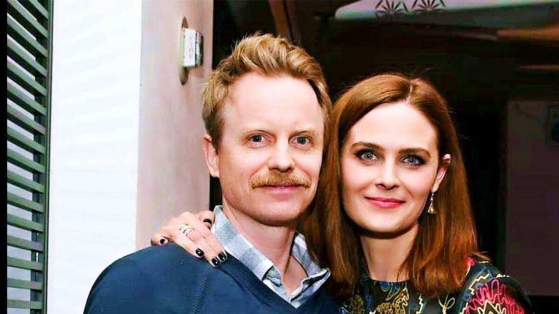 Emily Deschanel’s Son, Henry Lamar Hornsby Biography: Parents, Siblings, Age, Family, Net Worth