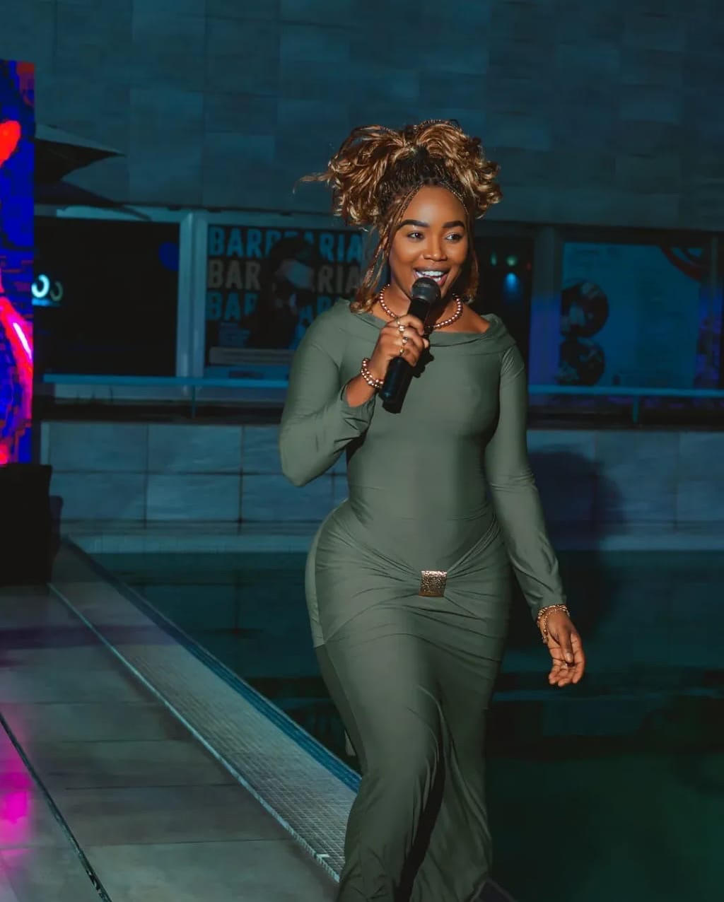 Jessica Pitbull Bio Net Worth, Husband, Age, Songs, Parents, Kids, Nationality, Surgery, Wikipedia
