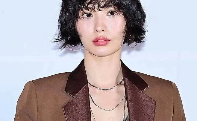Nana (entertainer) Biography: Age, Net Worth, Siblings, Parents, Height, Boyfriend, Children, TV Series, Movies, Awards, Songs