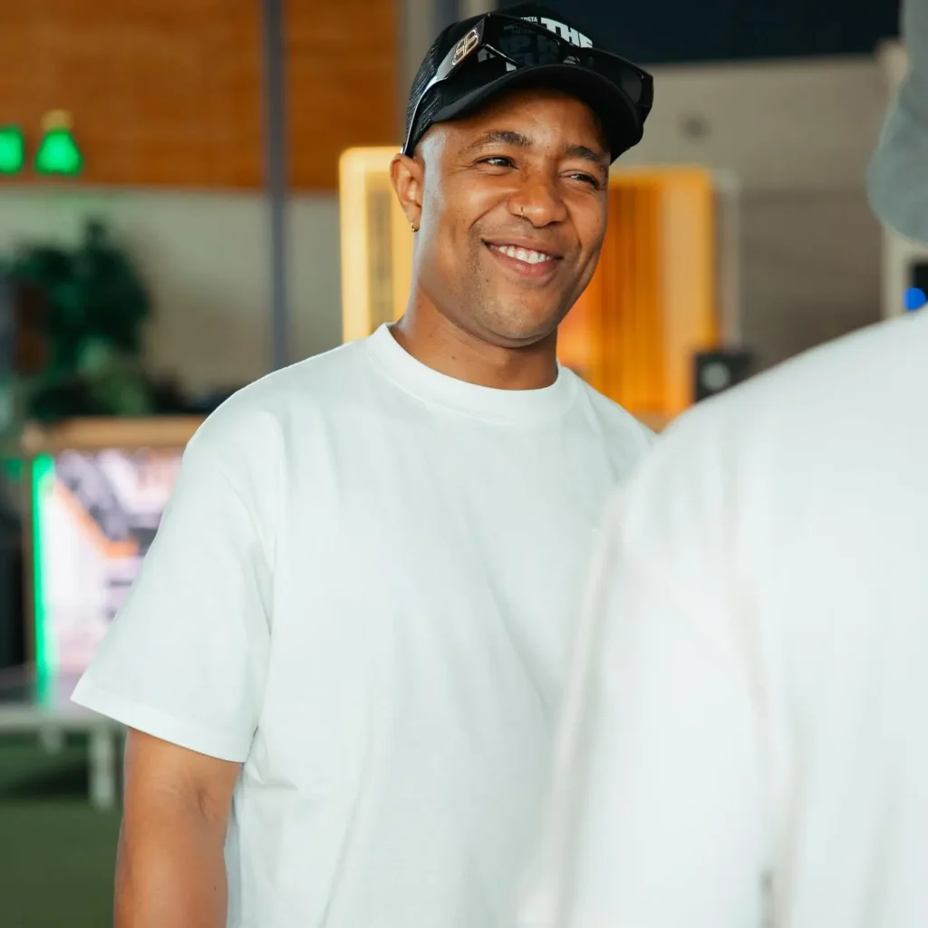 DJ Speedsta Biography: Age, Net Worth, Siblings, Parents, Height, Ethnicity, Girlfriend, Music