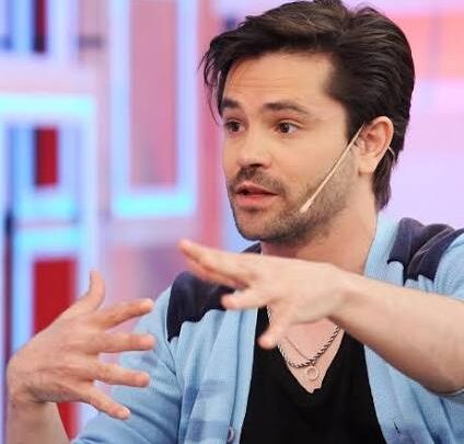 Felipe Colombo Biography: Songs, Age, Net Worth, Siblings, Parents, Height, Ethnicity, TV Series, Films, Wife, Children