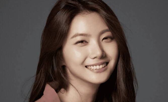 Lee Kaeun Biography: Age, Net Worth, Siblings, Parents, Height, Ethnicity, Boyfriend, Films, Music