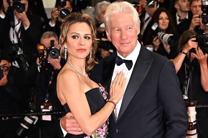Richard Gere’s Wife, Alejandra Silva Bio: Son, Age, Height, Net Worth, Husband, Wikipedia, Instagram, Parents