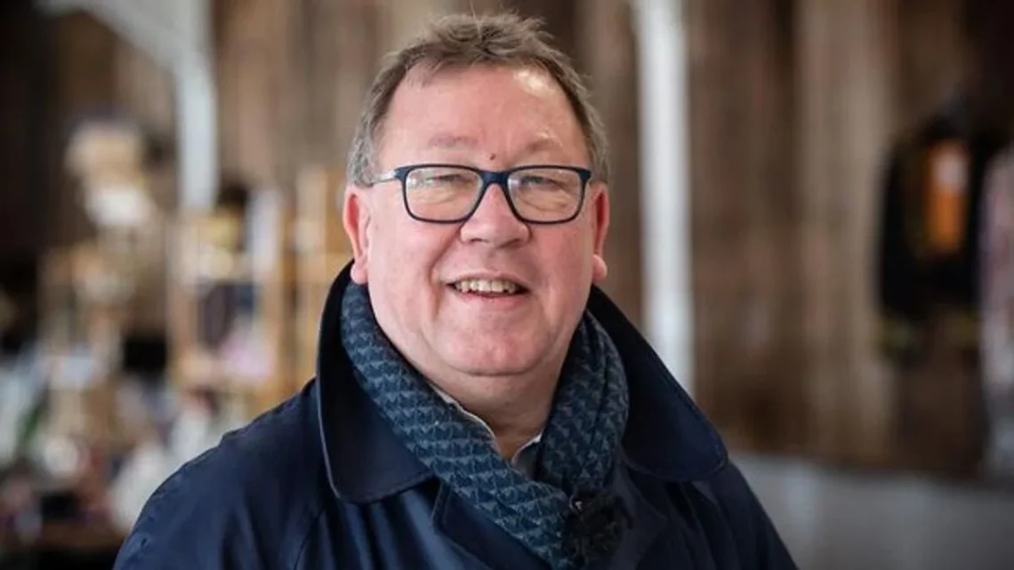 Mark Stacey Biography: Movies, TV Shows, Controversy, Instagram, Age, Net Worth, Height, Siblings