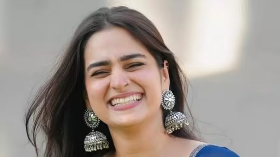 Ayesha Khan Biography: Age, Net Worth, Siblings, Parents, Height, Movies, Husband, Children, Awards