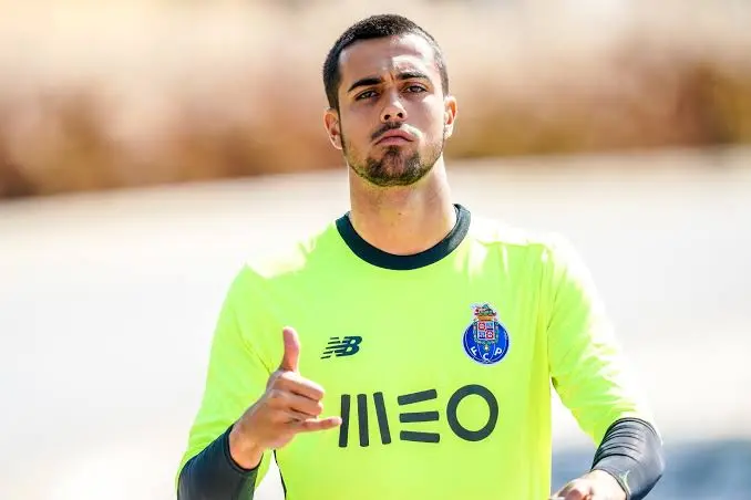Diogo Costa Biography: Net Worth, Position, Instagram, Age, Height, Nationality, Wife, Children, Salary, Current Team