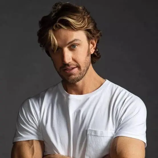 Adam Demos Biography: Height, Ethnicity, Age, Net Worth, Siblings, Parents, Children, Wife, Movies