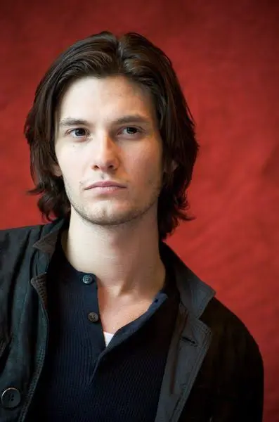 Ben Barnes Biography: Movies, TV Shows, Wife, Songs, Siblings, Parents, Height, Age, Instagram