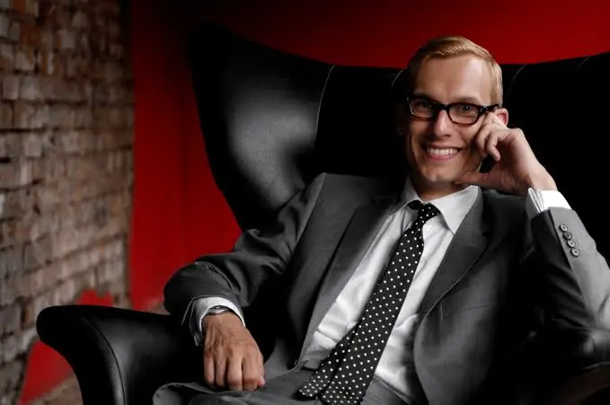 Mark Hill Biography: Wife, Partner, Wikipedia, Products, Net Worth, Age, YouTube, Father