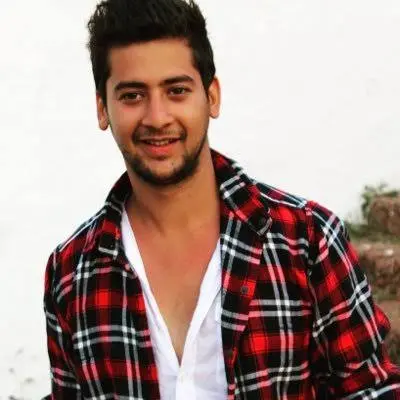 Paras Arora Biography: Web Series, Age, Movies, TV Shows, GF, Wife, Instagram, Height