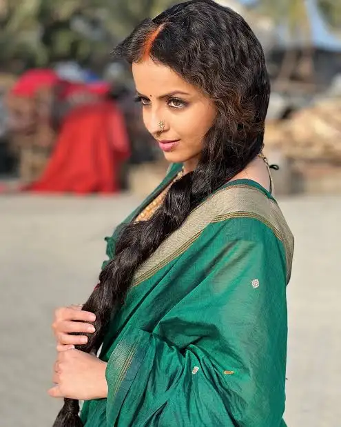 Shrenu Parikh Biography: Husband, Age, TV Series, Net Worth, Movies, Instagram, Siblings, Height