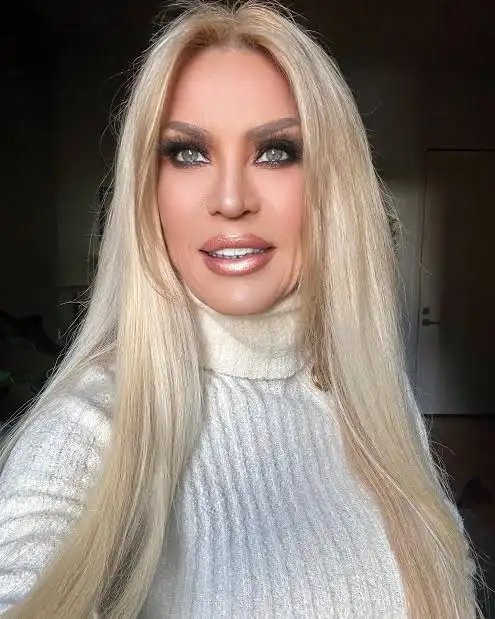 Amber Lynn Biography: YouTube, Instagram, Height, Age, Net Worth, Siblings, Boyfriend, Movies