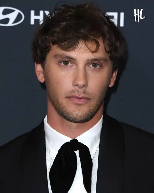 Cooper Koch Biography: Parents, Siblings, Girlfriend, Net Worth, Age, Instagram, Movies, Height