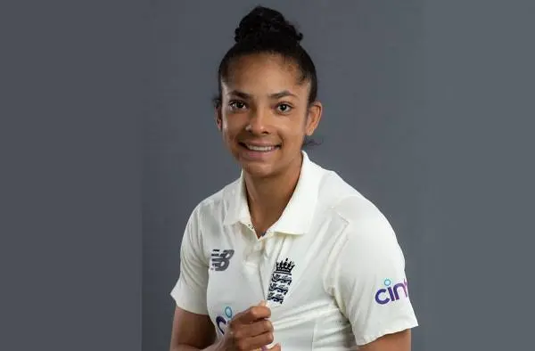 Sophia Dunkley Biography: Parents, Stats, Nationality, Education, Age, Net Worth, Instagram