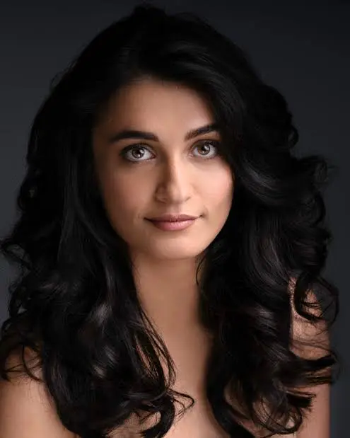 Tara Sutaria’s Sister, Pia Sutaria Biography: Age, Net Worth, Movies, Parents, Husband, Instagram
