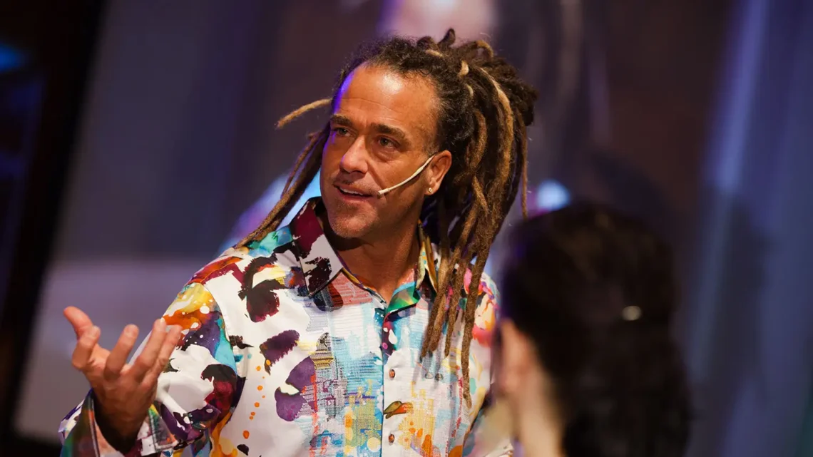 Todd White Biography: Net Worth, Siblings, Parents, Height, Age, Spouse, YouTube