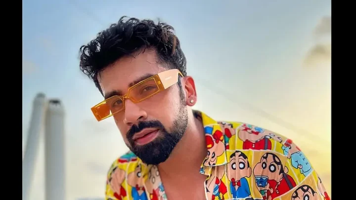 Aashish Mehrotra Biography: Age, Net Worth, Girlfriend, Wikipedia, Instagram, Movie
