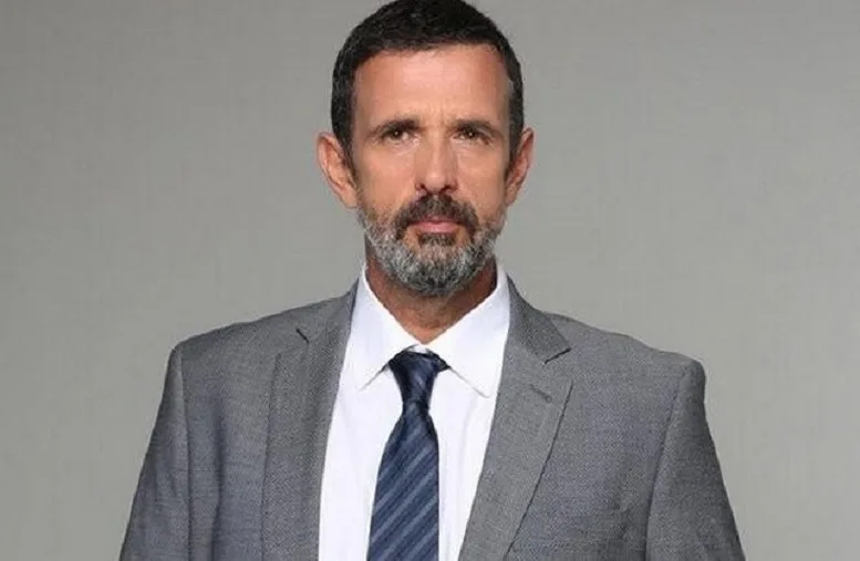 Leonidas Kakouris Biography: Height, Ethnicity, Age, Net Worth, Awards, Films
