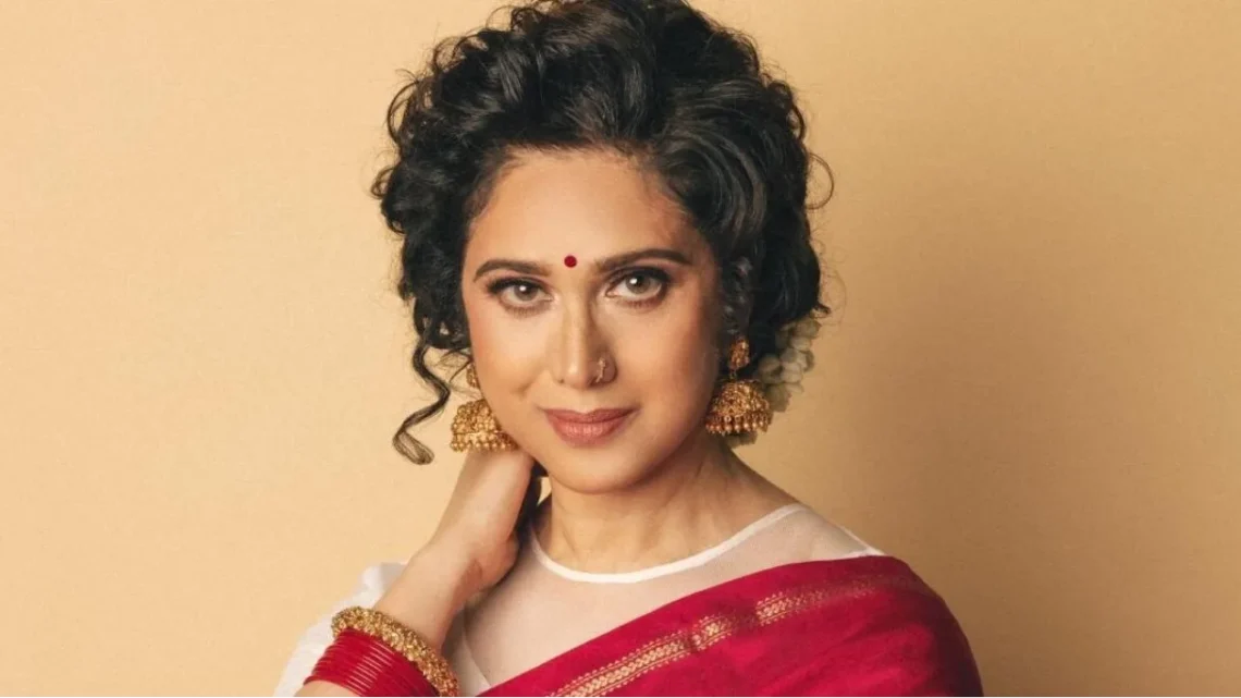 Meenakshi Seshadri Biography: Age, Movies, Daughter, Height, Wiki, Husband, Brother, Net Worth