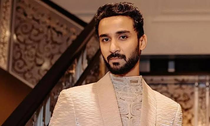 Raghav Juyal Biography: GF, Movies, TV Shows, Age, Net Worth, Parents, Instagram, Height, Siblings