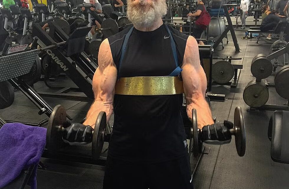 J.K. Simmons Biography: Awards, Films, Height, Ethnicity, Age, Net Worth, Siblings, Parents, Children, Wife J.K. Simmons Biography: Awards, Films, Height, Ethnicity, Age, Net Worth, Siblings, Parents, Children, Wife
