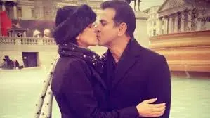 Ronit Roy’s daughter, Ona Roy Biography: Age, Career, Net Worth, Nationality, Children, Instagram, Photos