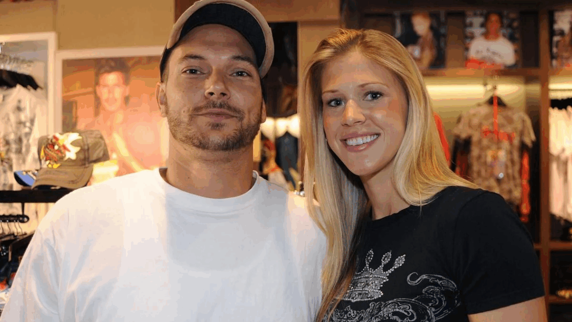 Kevin Federline Biography: Wife, Height, Children, Parents, Siblings, Age, Net Worth, Instagram, Songs, Movies Kevin Federline Biography: Wife, Height, Children, Parents, Siblings, Age, Net Worth, Instagram, Songs, Movies