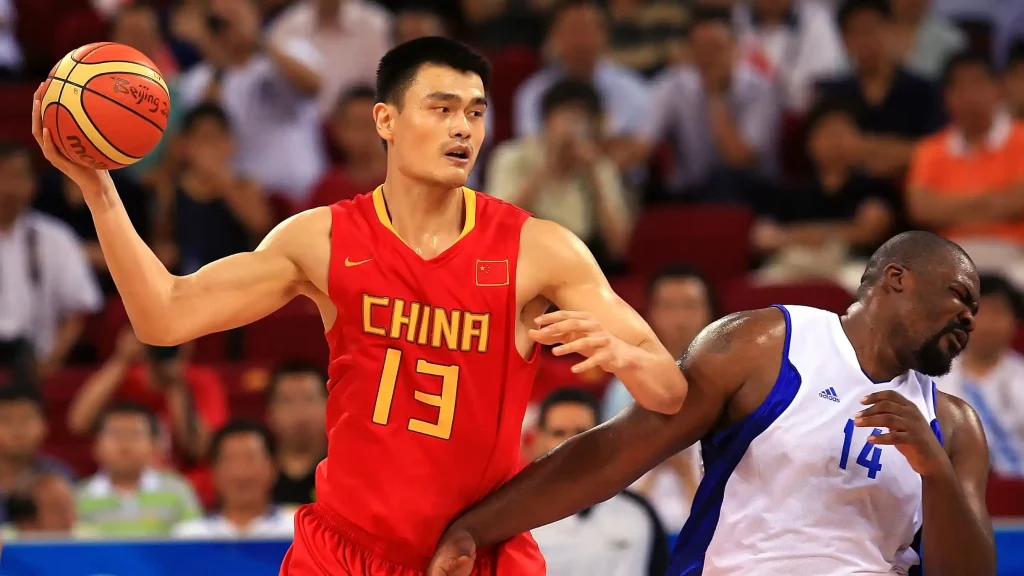 Yao Ming Biography: Age, Net Worth, Wife, Awards, Height, Children, Social Media