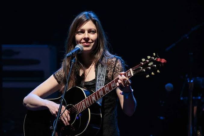Willie Nelson’s Daughter, Amy Lee Nelson Biography: Instagram, Height, Husband, Age, Net Worth, Movies, Songs, Siblings Willie Nelson’s Daughter, Amy Lee Nelson Biography: Instagram, Height, Husband, Age, Net Worth, Movies, Songs, Siblings