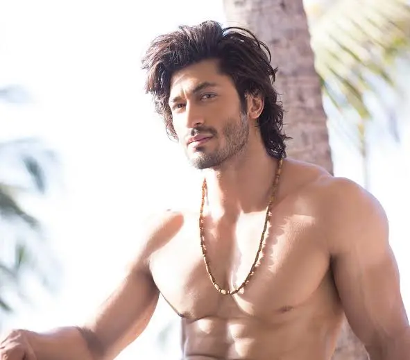 Vidyut Bio: Movies, Age, Religion, Net Worth, Movies, Parents, Sister, Height, Instagram, Awards, Ethnicity