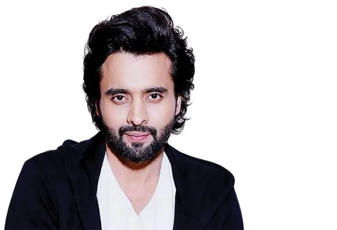 Jackky Bhagnani Biography: Age, Net Worth, Height, Siblings, Wife, Films, Parents, Ethnicity, Awards