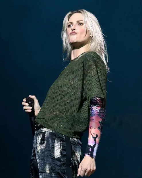 Emily Armstrong Biography: Parents, Bands, Songs, Net Worth, Age, Wikipedia, Boyfriend, Height