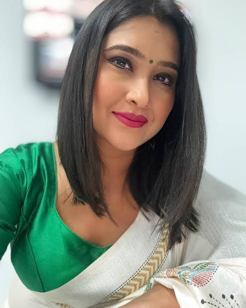 Poornima Mishra Biography: Instagram, Husband, Wikipedia, Net Worth, Age, Education Poornima Mishra Biography: Instagram, Husband, Wikipedia, Net Worth, Age, Education