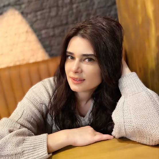 Yağmur Şahbazova Biography: Husband, Age, Drama list, Net Worth, Parents, Height, Instagram Yağmur Şahbazova Biography: Husband, Age, Drama list, Net Worth, Parents, Height, Instagram