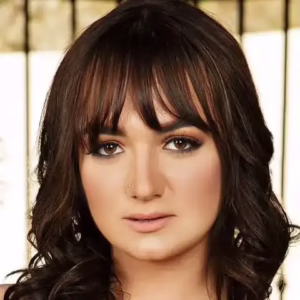 Charlotte Cross