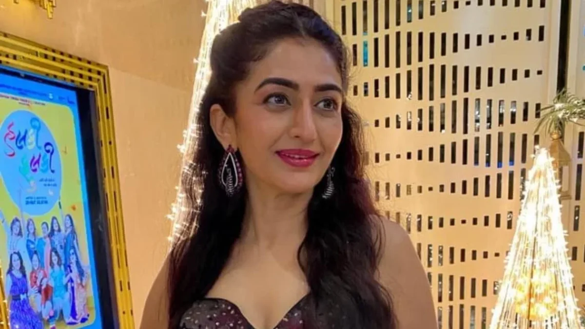 Neha Mehta Biography: Age, Husband, Movies, Net Worth, TV Shows, Height, Sister, Instagram