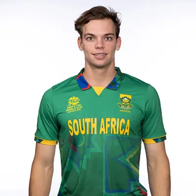 Tristan Stubbs Biography: Salary, Age, Net Worth, Siblings, Parents, Partner, Awards, Team, Height, Goals