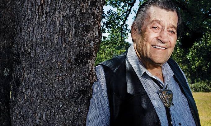 Clint Walker Biography: Age, Movies, Net Worth, Instagram, Parents, Daughter, Wife, Death, Awards, TV Shows