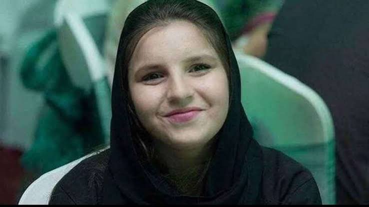 Shahid Afridi’s Daughter, Aqsa Afridi Biography: Mother, Siblings, Age, Net Worth, Wikipedia, Husband