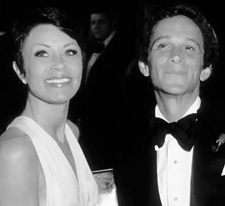 Joel Grey’s Ex-wife, Jo Wilder Biography: Age, Parents, Wikipedia, Net Worth, Children, Songs, Nationality