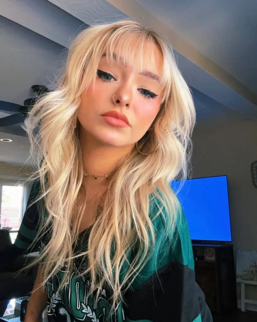 Zoe LaVerne Biography: Age, Net Worth, Siblings, Parents, Height, Ethnicity, Boyfriend