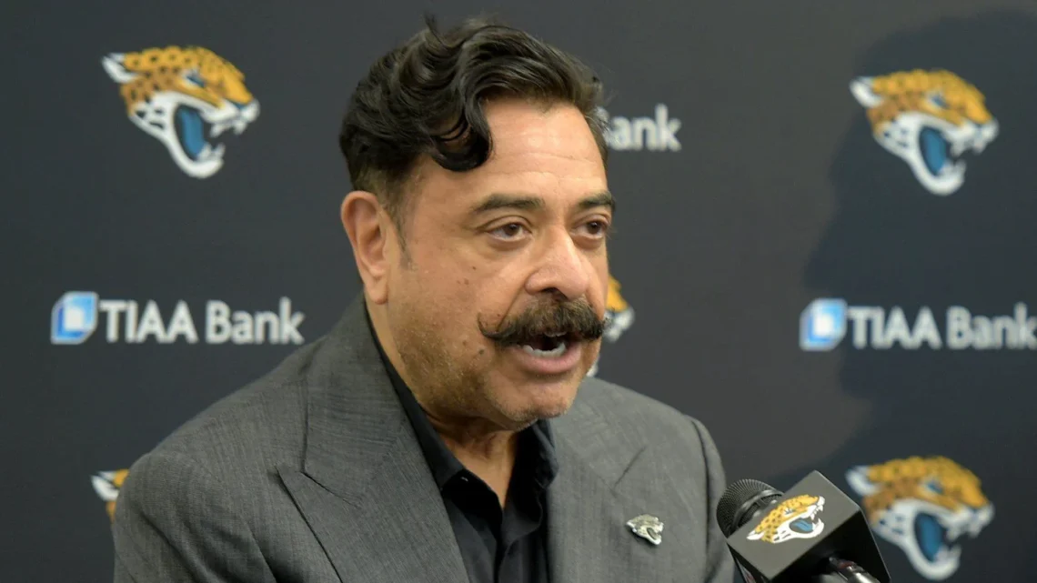 Shad Khan Biography: Height, Ethnicity, Age, Net Worth, Siblings, Parents, Wife, Children Shad Khan Biography: Height, Ethnicity, Age, Net Worth, Siblings, Parents, Wife, Children