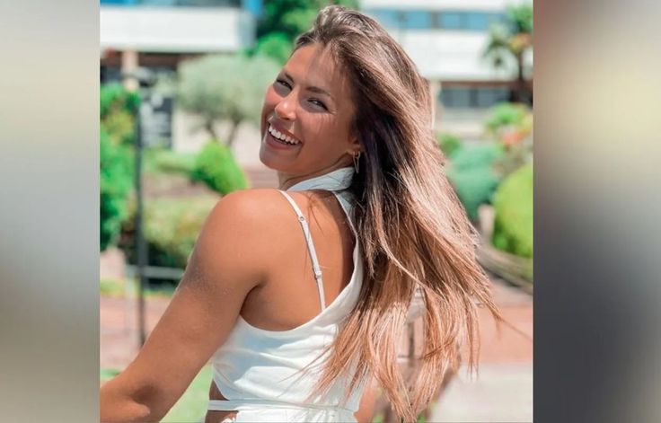 Sienna Bernardini Biography: Height, Ethnicity, Age, Net Worth, Siblings, Parents, Husband, Family Sienna Bernardini Biography: Height, Ethnicity, Age, Net Worth, Siblings, Parents, Husband, Family