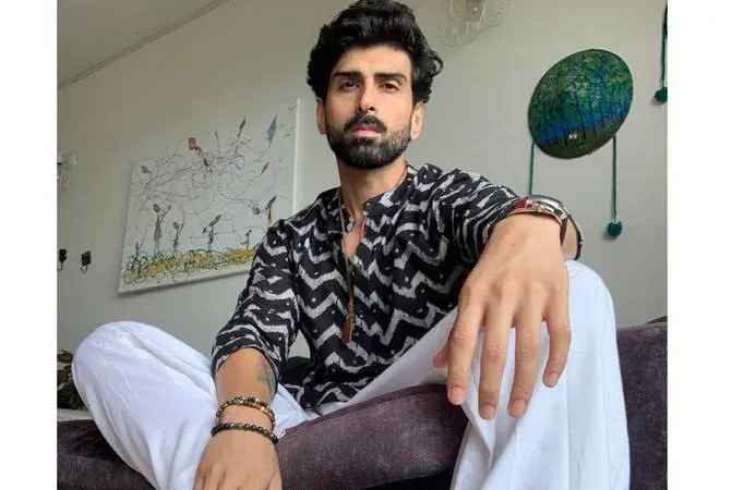 Akshay Dogra Biography: Net Worth, Child, Siblings, Height, Age, Movies, Instagram, Parents